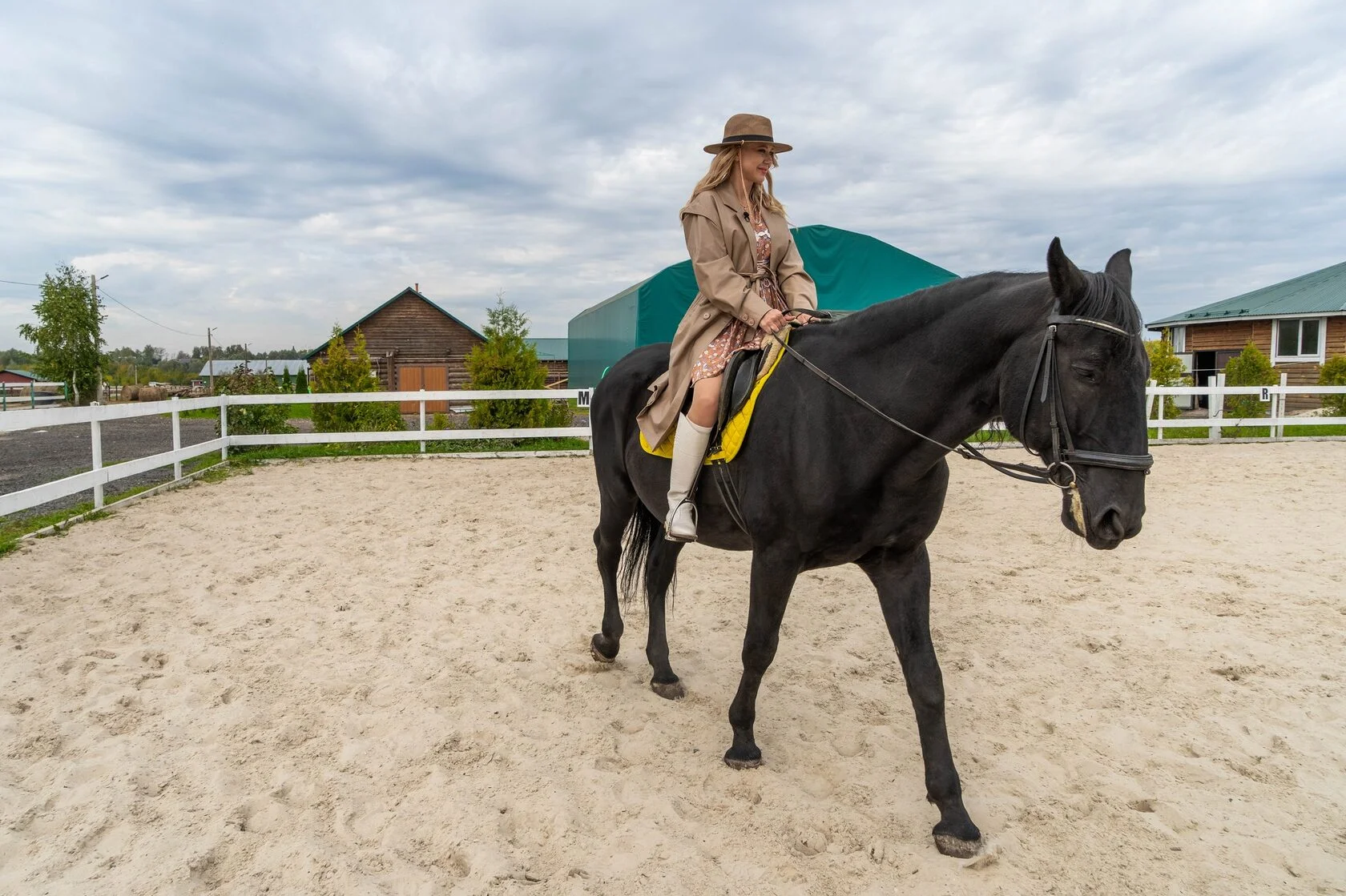 В Муром печь калач, гулять по монастырям и кататься на лошадях