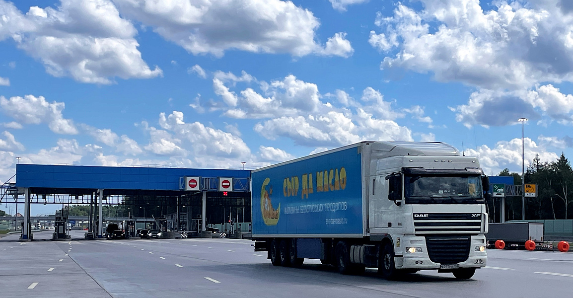 Автовзгляд: 6 сомнительных ситуаций, с которыми сталкиваются водители грузовиков на «платках»